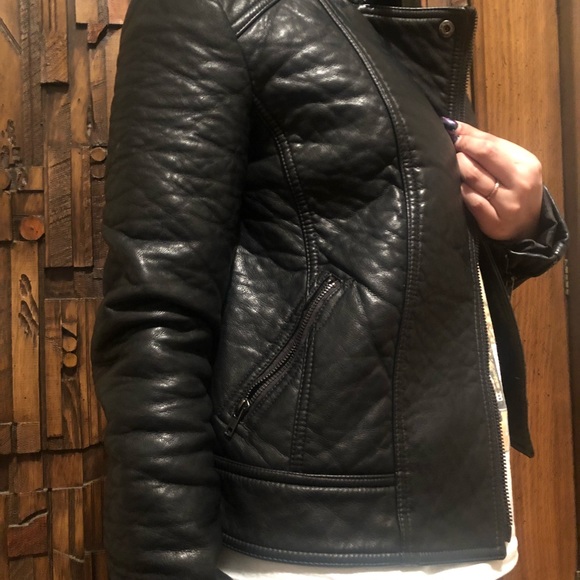 Motorcycle Jacket - Picture 2 of 3